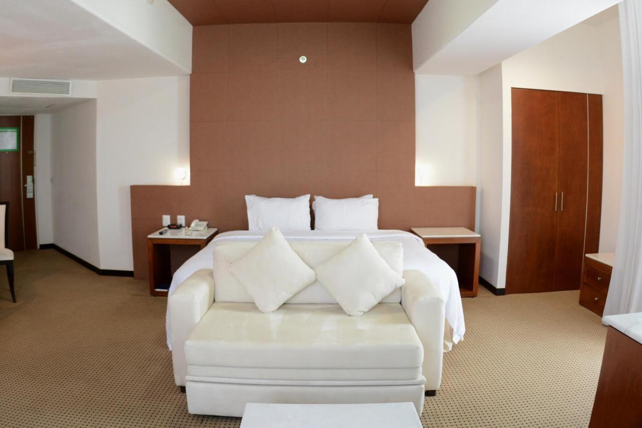 Hotel & Suites Bel Air Business Саламанка Экстерьер фото
