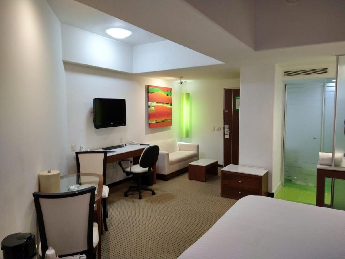 Hotel & Suites Bel Air Business Саламанка Экстерьер фото